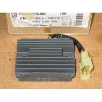 VOLTAGE REGULATOR KAWASAKI KM 21066-2079 KM-21066-2079 KM21066-2079 21066-2079 NOS