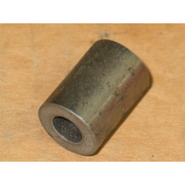 CLUTCH ARM BUSHING CUB CADET IH 132490 C1 750-3001 IH-132490-C1 IH132490C1 NOS